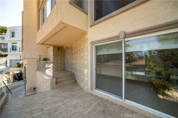 $1,850,000 | 3751 Prestwick Drive, Los Angeles, CA 90027