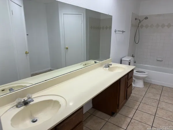 $1,295 | 11766 Spring Song Drive, San Antonio, TX 78249
