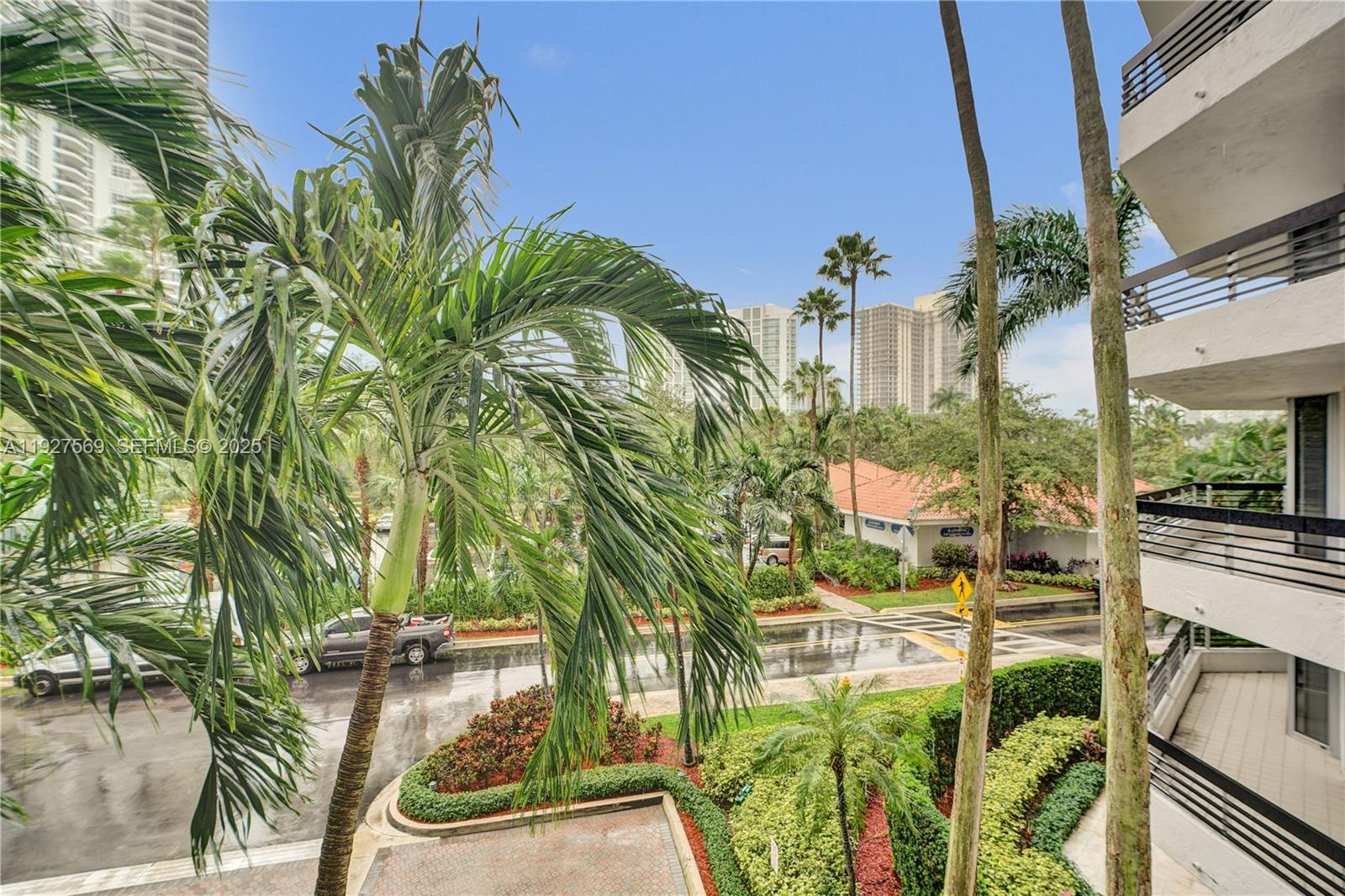 3600 Mystic Pointe Drive, Unit 311 Aventura, FL 33180 - Photo 39 of 65