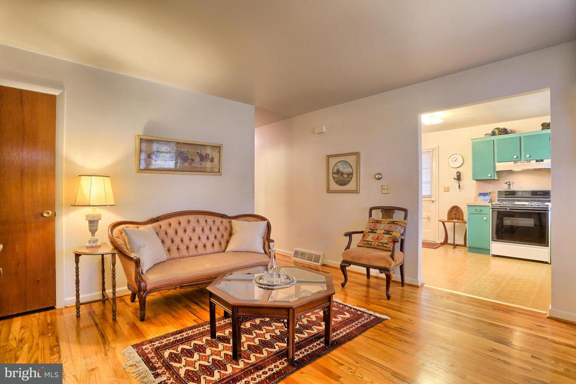 446 Fort Ross Avenue Lititz, PA 17543 - Photo 15 of 31 Gallery Image 15