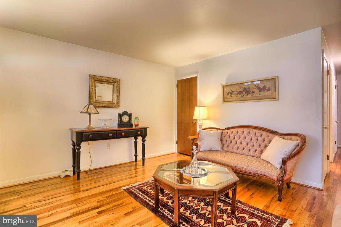 446 Fort Ross Avenue Lititz, PA 17543 - Photo 16 of 31 Gallery Image 16