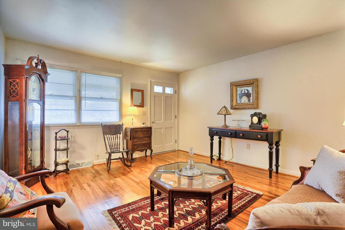 446 Fort Ross Avenue Lititz, PA 17543 - Photo 17 of 31 Gallery Image 17