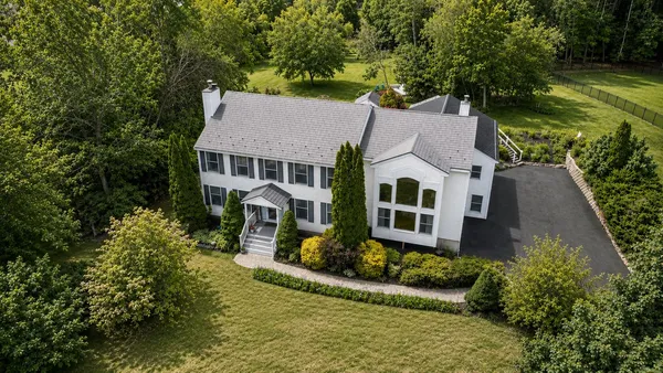 $1,200,000 | 7 Longview Circle, Pelham, NH 03076
