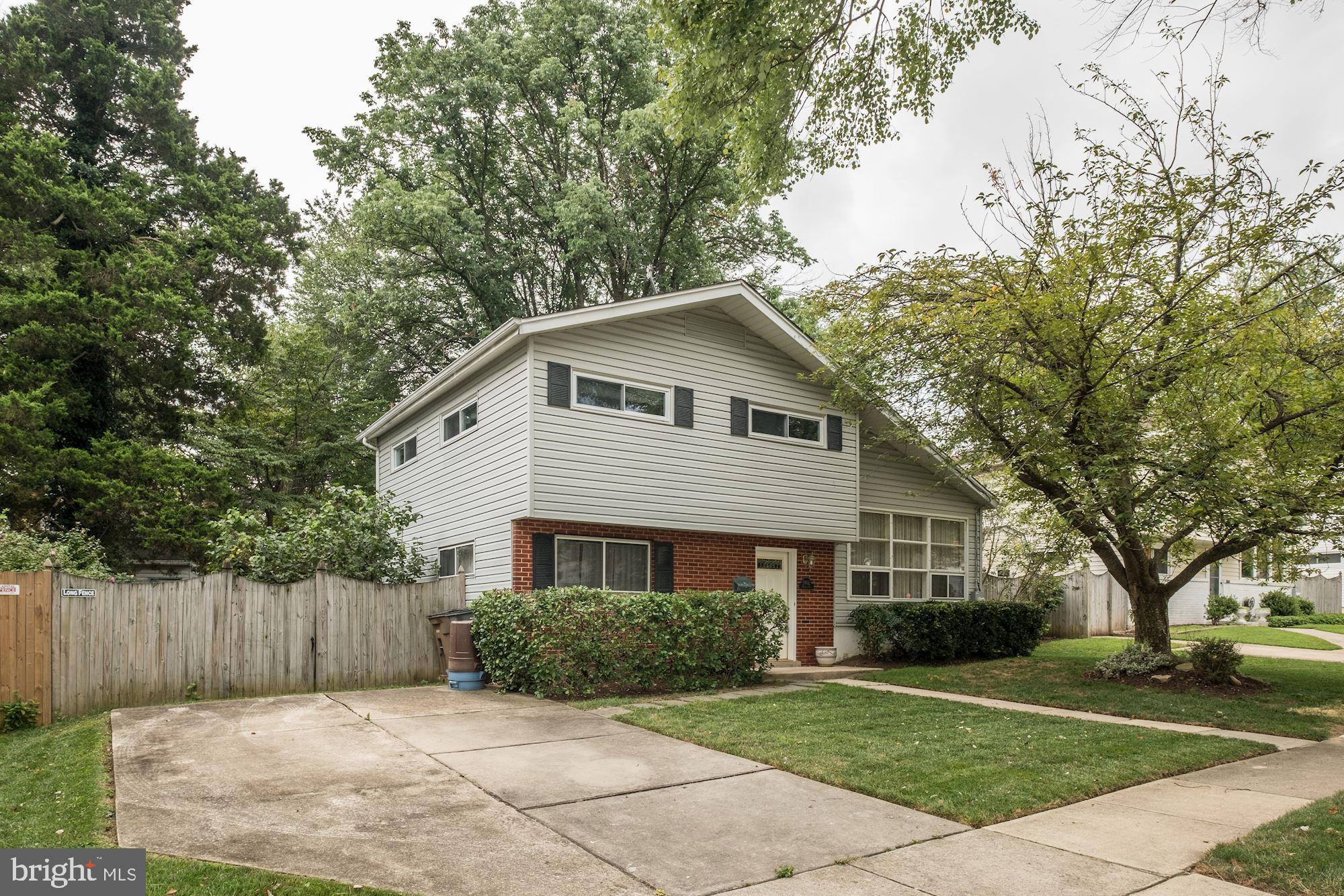 5902 Holland Road Rockville, MD 20851 - Photo 2 of 37 Gallery Image 2
