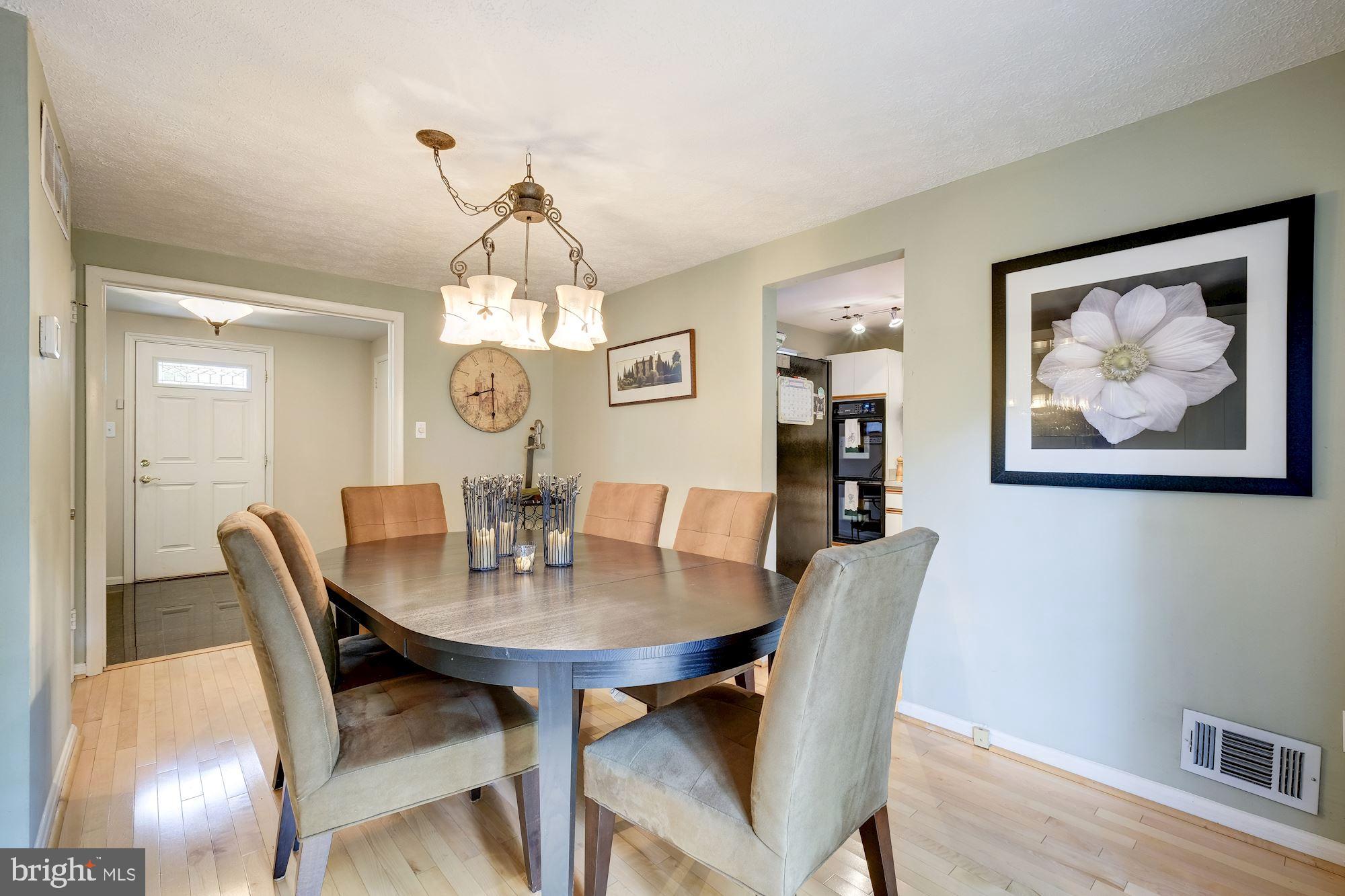5902 Holland Road Rockville, MD 20851 - Photo 14 of 37 Gallery Image 14