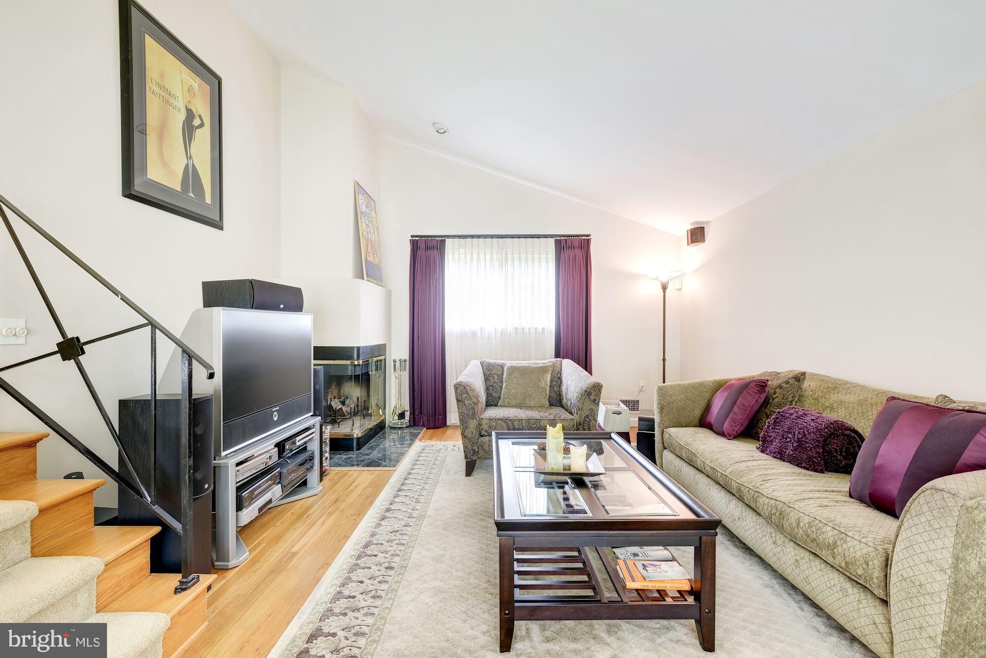 5902 Holland Road Rockville, MD 20851 - Photo 17 of 37 Gallery Image 17