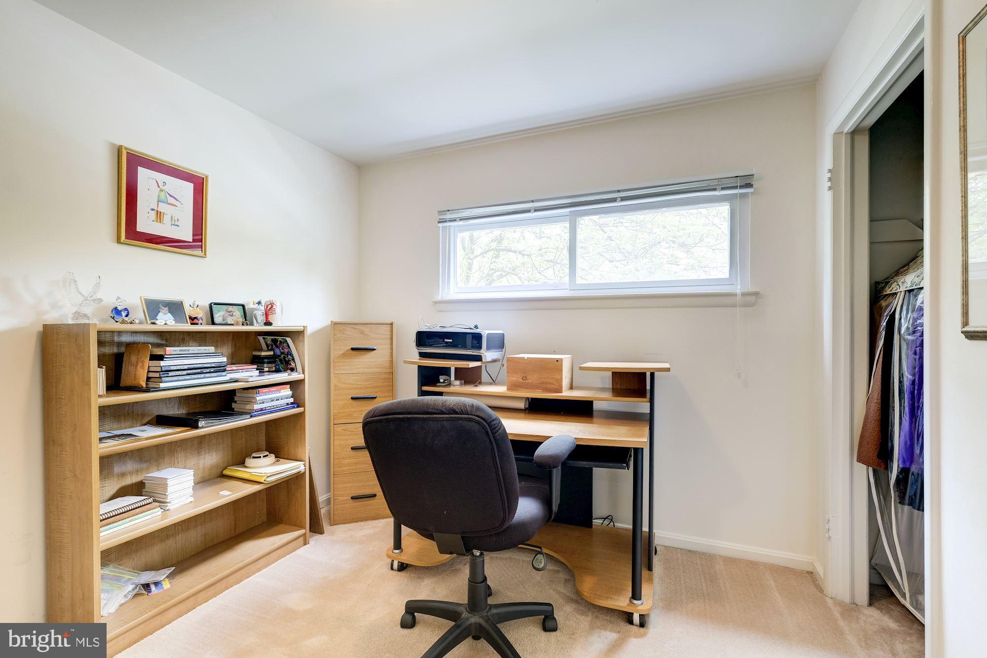 5902 Holland Road Rockville, MD 20851 - Photo 27 of 37 Gallery Image 27