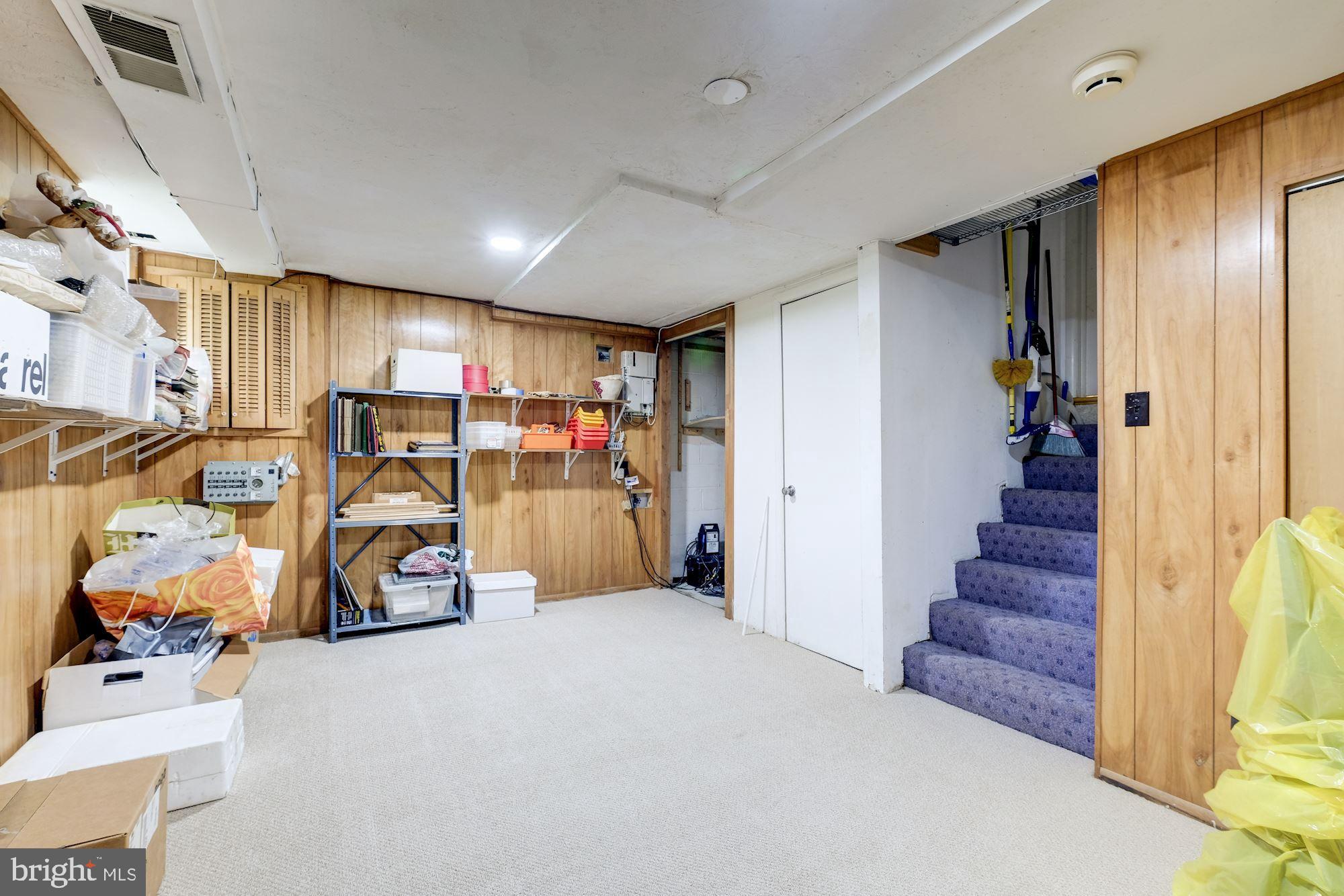 5902 Holland Road Rockville, MD 20851 - Photo 31 of 37 Gallery Image 31