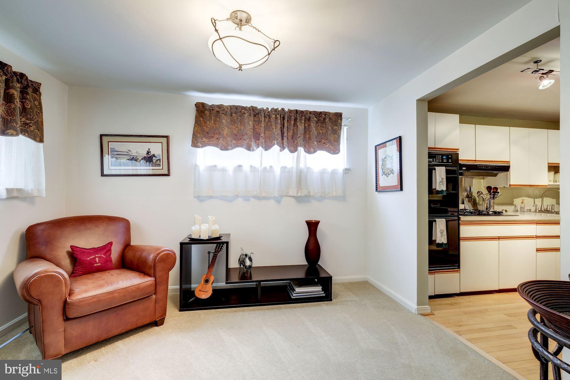 5902 Holland Road Rockville, MD 20851 - Photo 6 of 37 Gallery Image 6