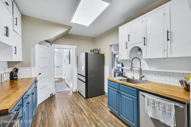 $344,900 | 1924 West Indiana Avenue, Spokane, WA 99205