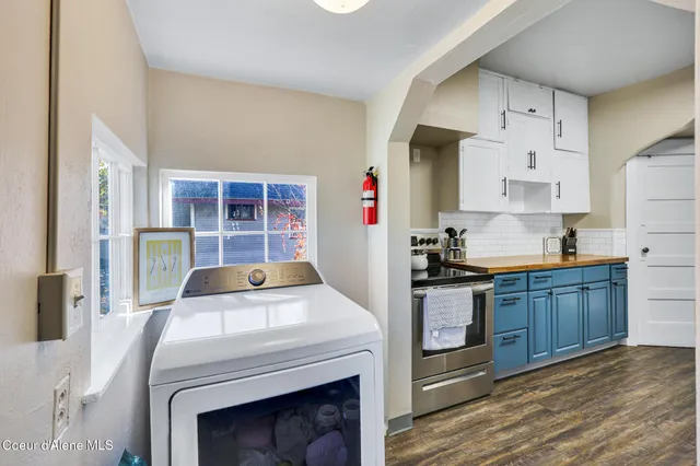 $344,900 | 1924 West Indiana Avenue, Spokane, WA 99205