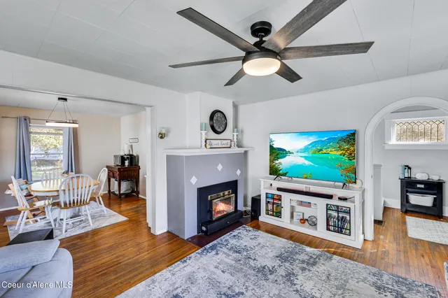 $344,900 | 1924 West Indiana Avenue, Spokane, WA 99205