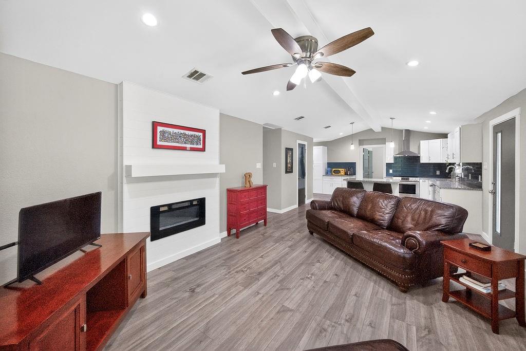 600 Bunny Rabbit Road Athens, TX 75751 - Photo 3 of 19