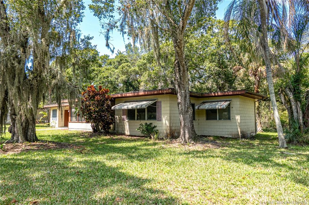 4151 Lebanon Road Fort Pierce, FL 34982 - Photo 2 of 24 Gallery Image 2