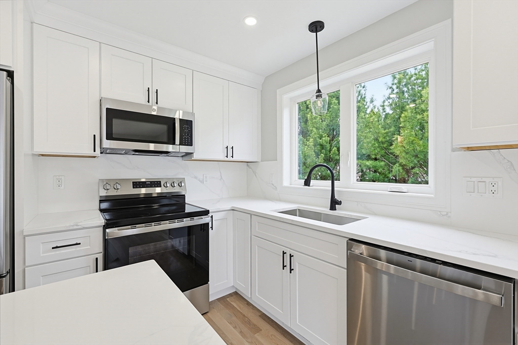 22 Beaumont Road Worcester, MA 01604 - Photo 22 of 42