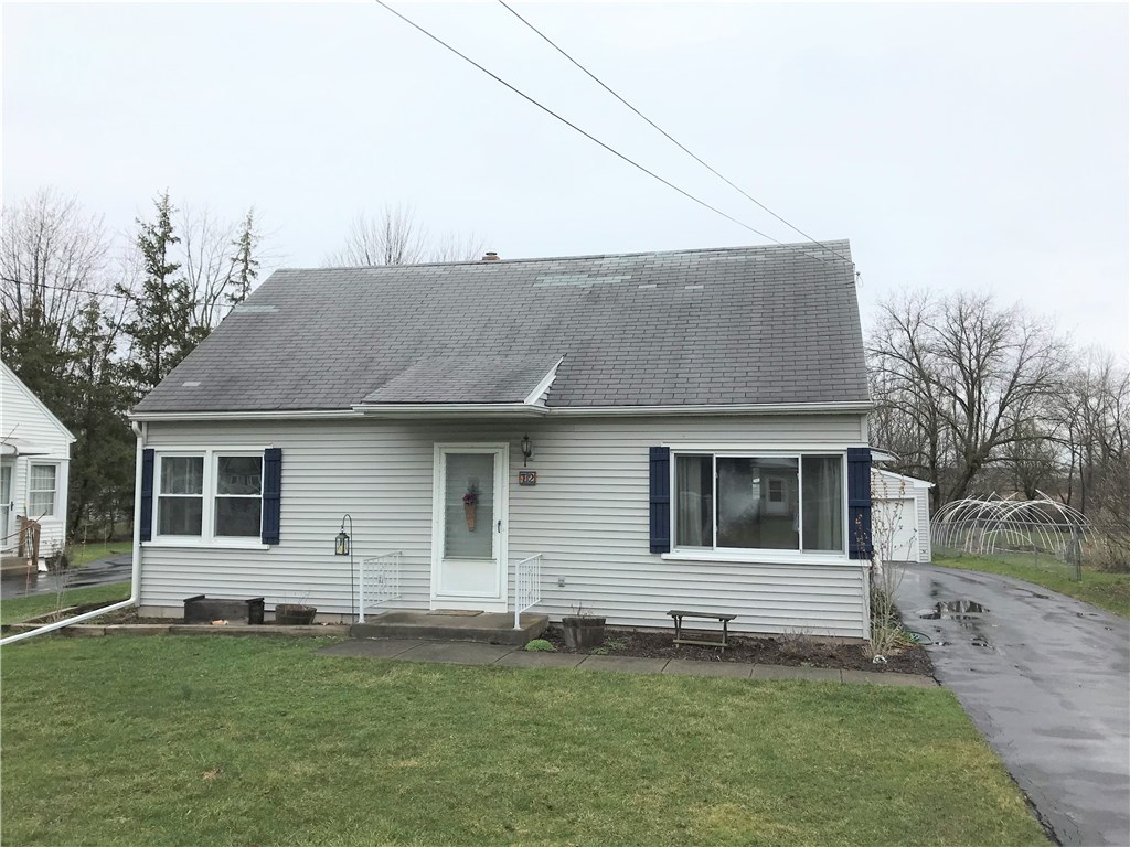 72 Wright Road Henrietta, NY 14467 - Photo 1 of 1 WELCOME HOME!