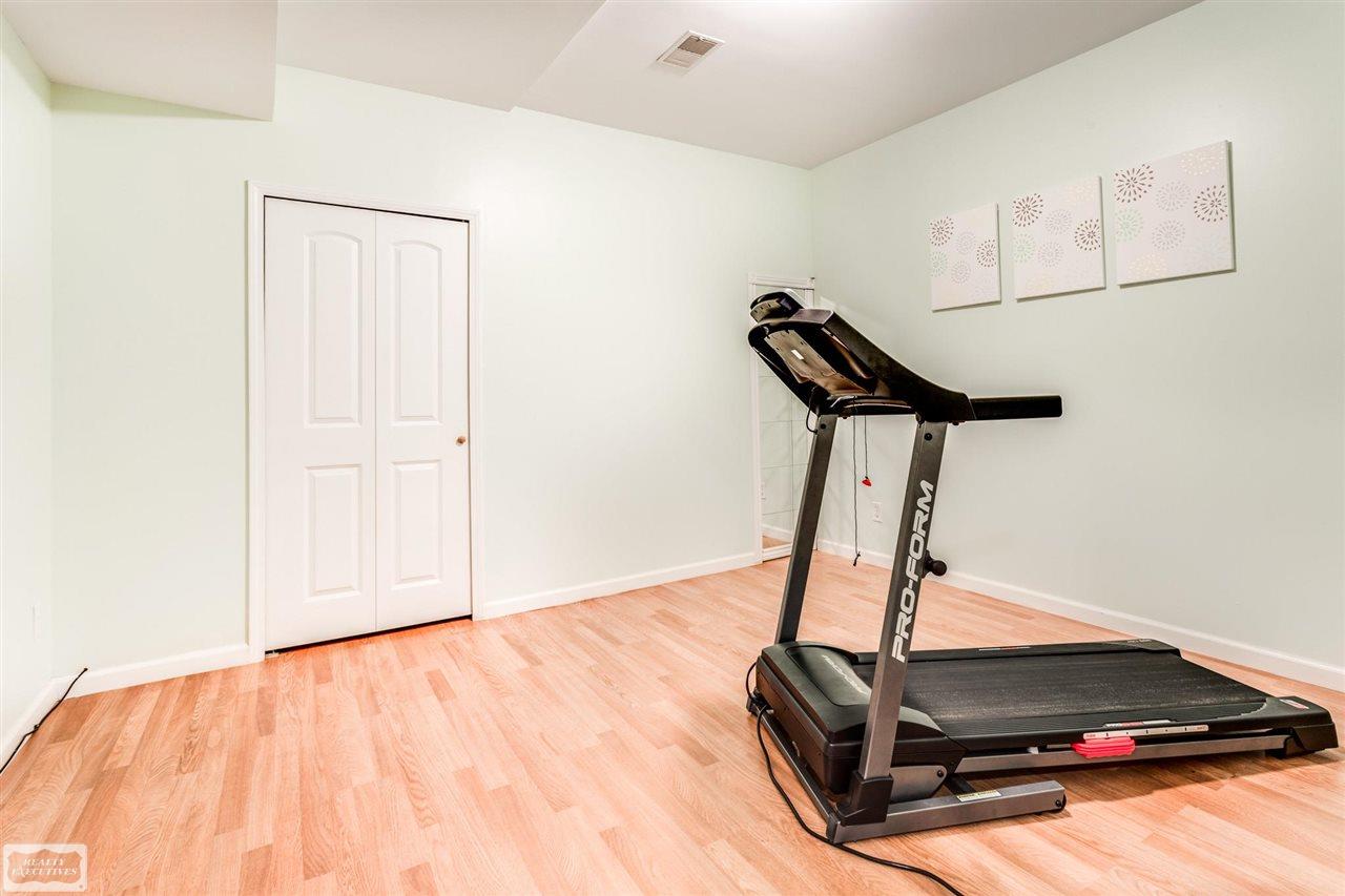 4383 Norman Road Fort Gratiot, MI 48059 - Photo 55 of 65 50052075-55.JPG