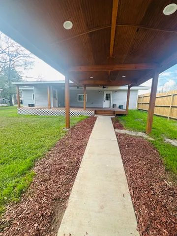 $294,900 | 690 Barbee Street, Lovelady, TX 75851