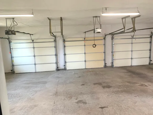 $289,900 | 711 North West Street, Le Roy, IL 61752