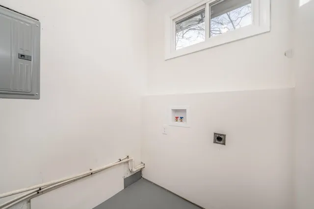 $244,900 | 2449 West 25th Street North, Wichita, KS 67204