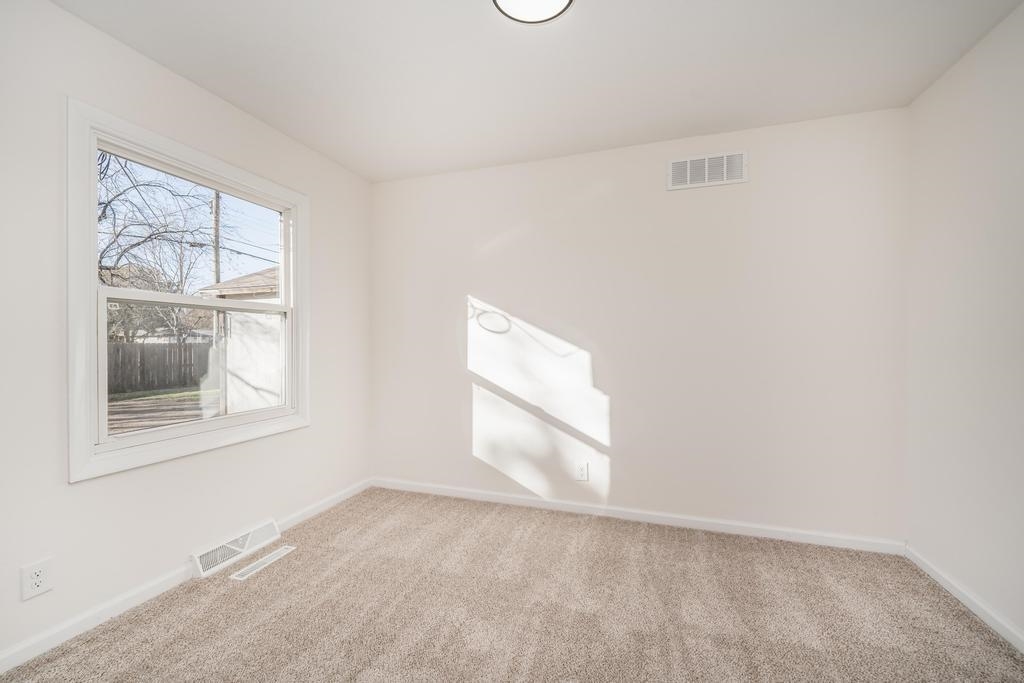 2449 West 25th Street North Wichita, KS 67204 - Photo 28 of 36