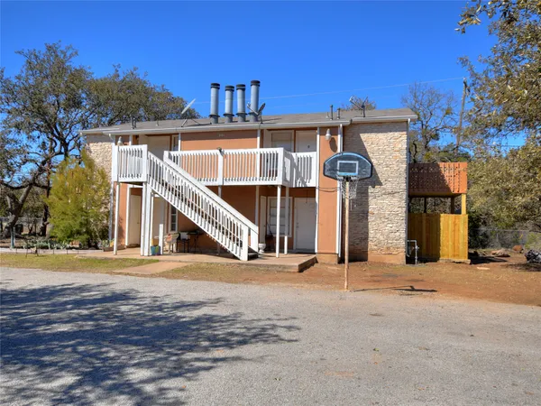 $1,050 | 301 Algerita Drive, Unit D, Georgetown, TX 78628