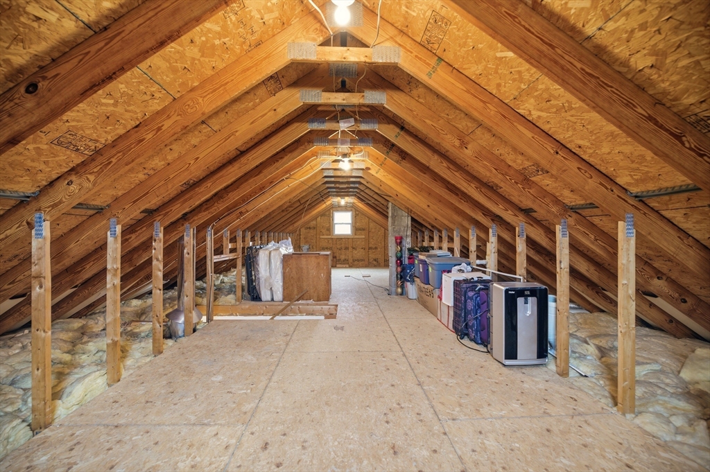 73 North Common Road Westminster, MA 01473 - Photo 29 of 41 a view of a building