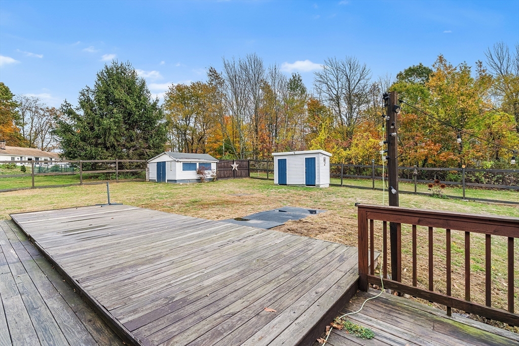 73 North Common Road Westminster, MA 01473 - Photo 36 of 41