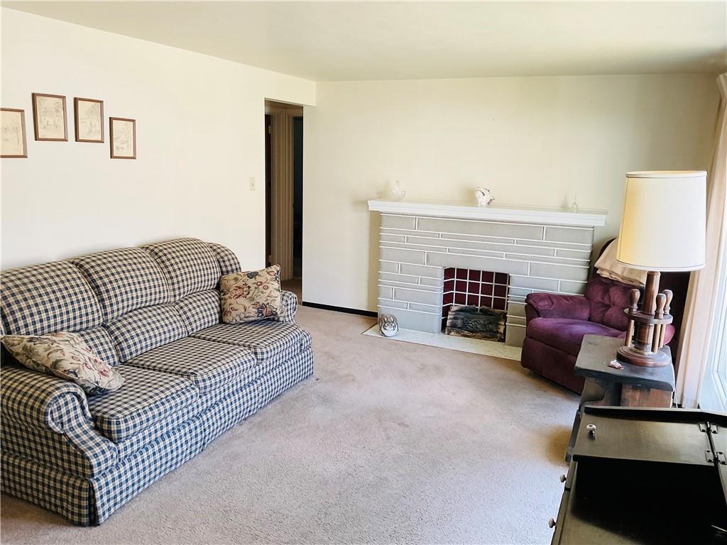 486 Spring Valley Road West Mifflin, PA 15122 - Photo 6 of 31 Gallery Image 6