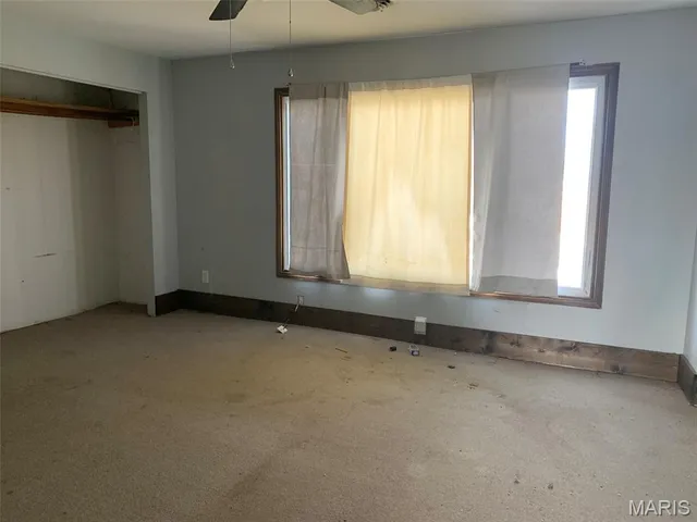 $129,850 | 325 Iris Court, St. Clair, MO 63077