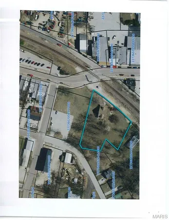 $122,000 | 325 Iris Court, St. Clair, MO 63077