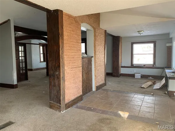 $122,000 | 325 Iris Court, St. Clair, MO 63077