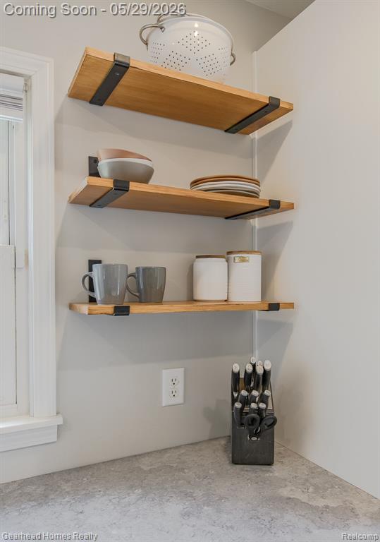 2831 Watkins Lake Road Waterford, MI 48328 - Photo 13 of 45