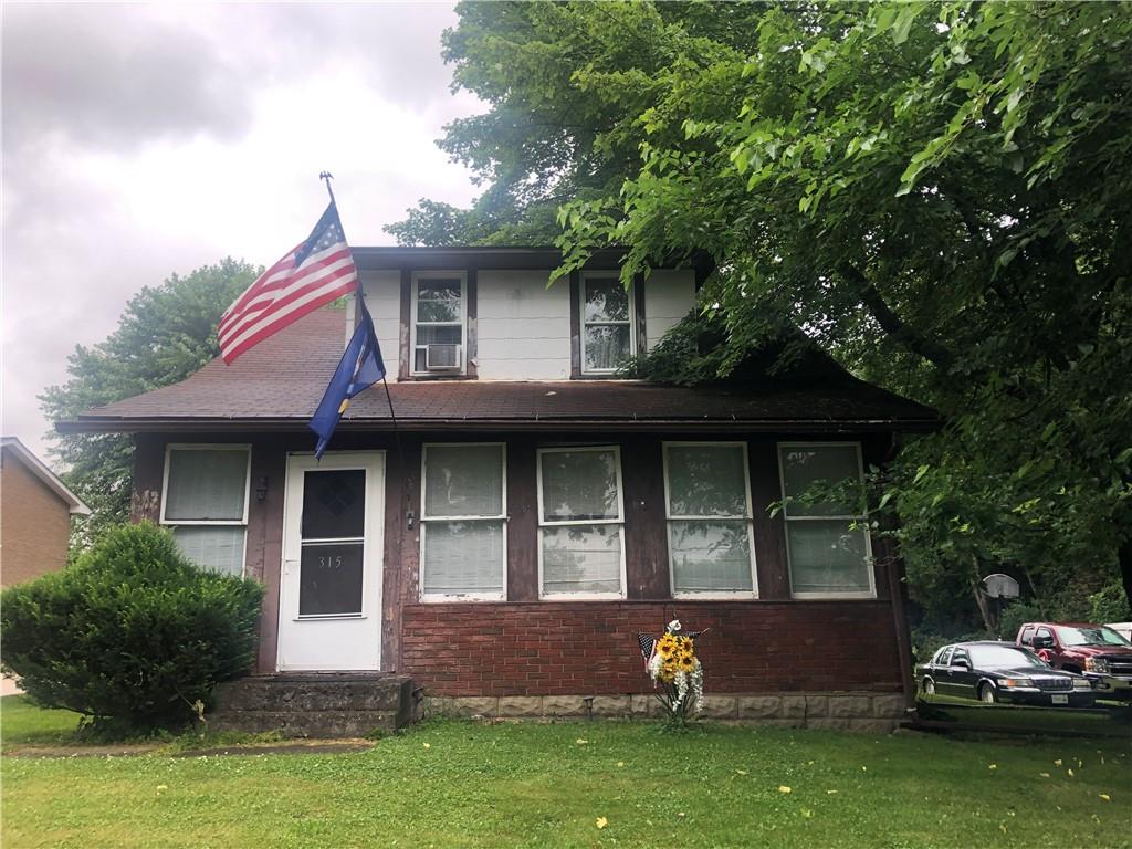 315 South Eberhart Road Butler, PA 16001 - Photo 1 of 5
