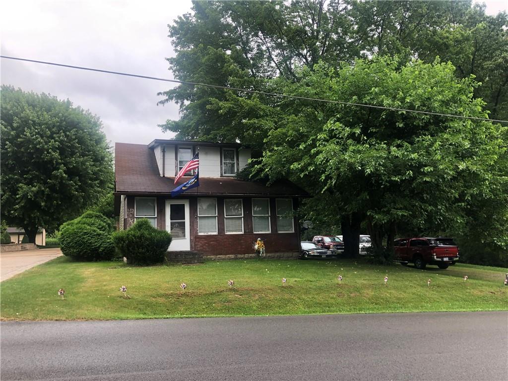 315 South Eberhart Road Butler, PA 16001 - Photo 2 of 5
