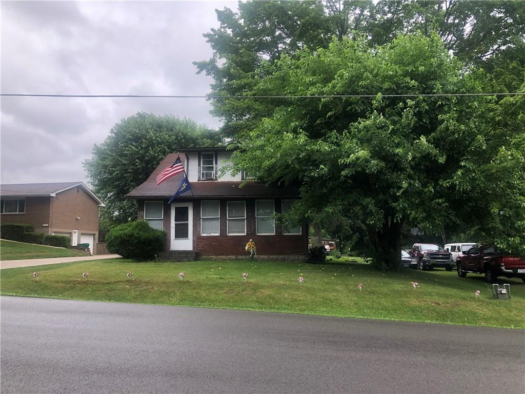 315 South Eberhart Road Butler, PA 16001 - Photo 3 of 5