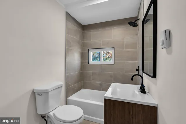 $315,000 | 243 Camden Avenue, Atco, NJ 08004