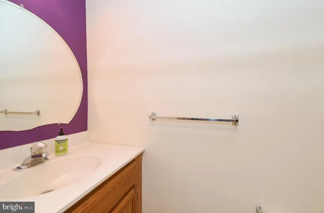 $2,000 | 601 West Market Street, Unit 3, Perkasie, PA 18944