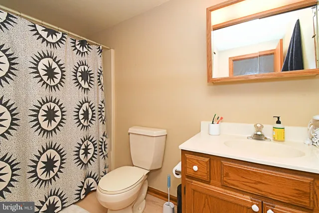 $2,000 | 601 West Market Street, Unit 3, Perkasie, PA 18944