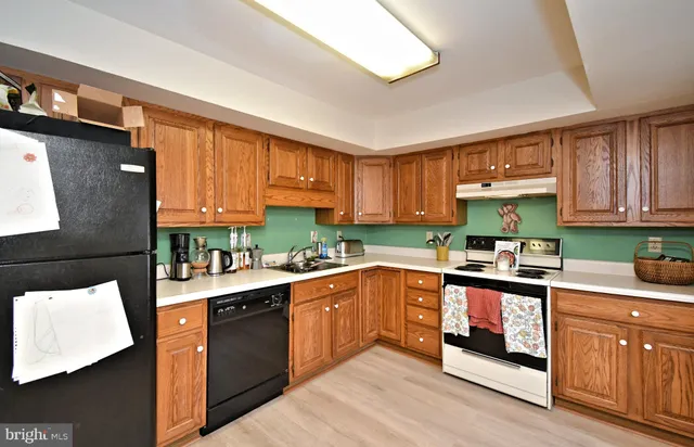 $2,000 | 601 West Market Street, Unit 3, Perkasie, PA 18944