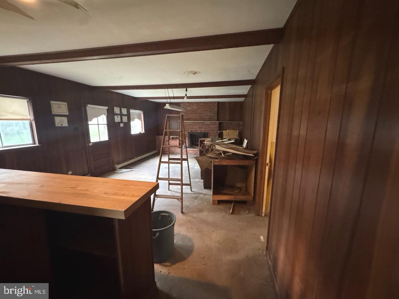 262 Centennial Road Warminster, PA 18974 - Photo 8 of 37 Family Room