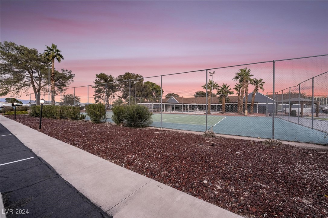 5119 Ridge Avenue Las Vegas, NV 89103 - Photo 39 of 52 Gallery Image 39