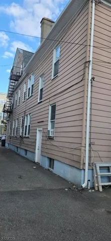 a house view with a outdoor space