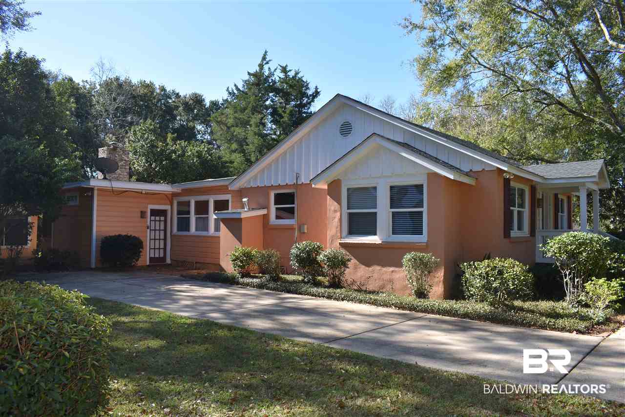 560 Morphy Avenue Fairhope, AL 36532 - Photo 4 of 6