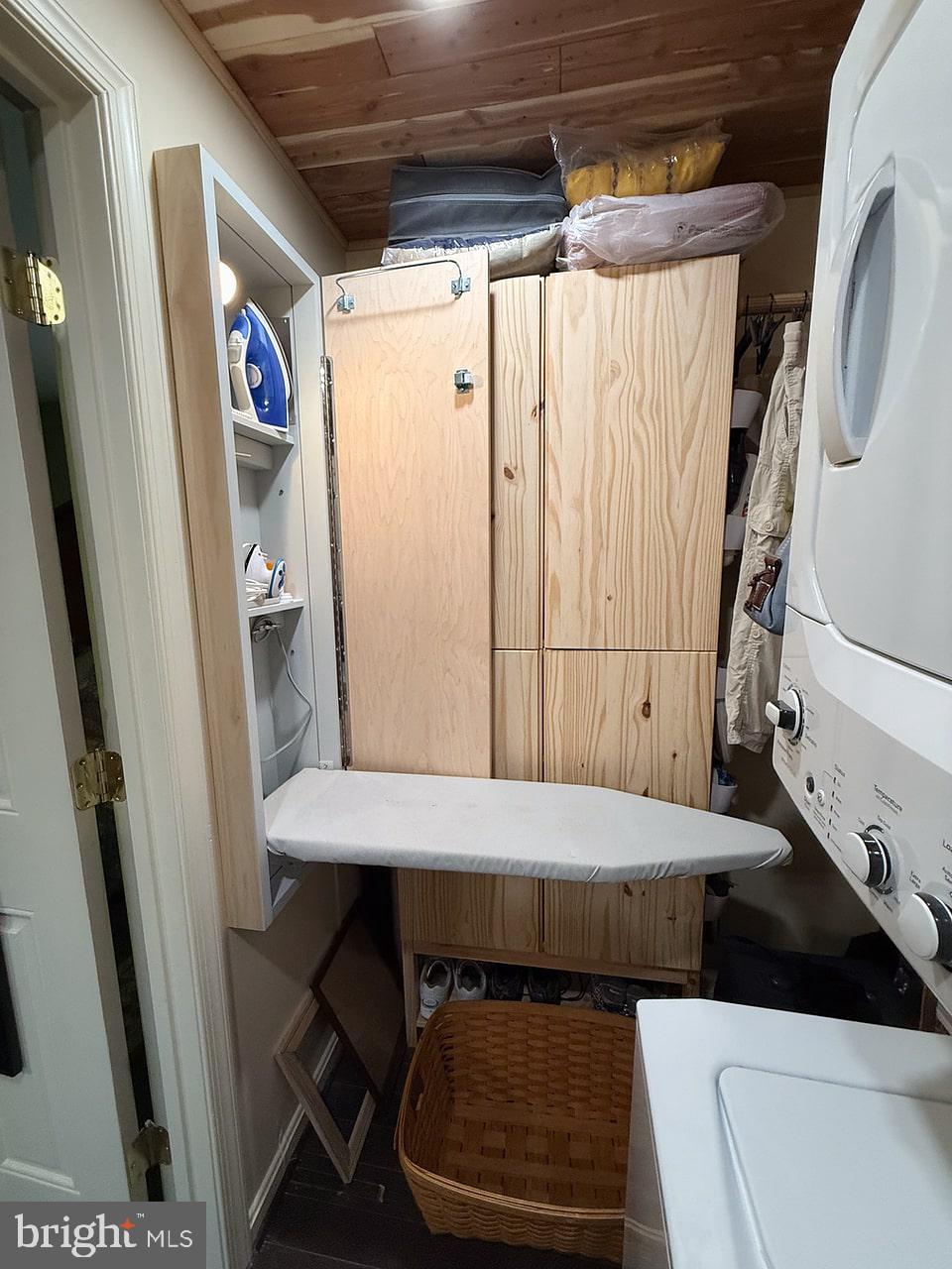 229 Applegate Drive Sterling, VA 20164 - Photo 24 of 44