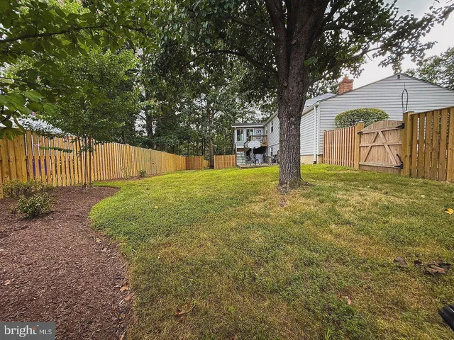 $729,999 | 229 Applegate Drive, Sterling, VA 20164