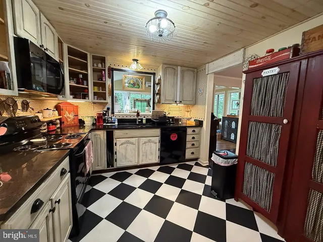 $729,999 | 229 Applegate Drive, Sterling, VA 20164