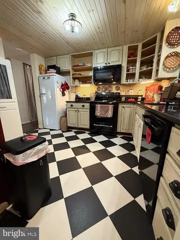 $729,999 | 229 Applegate Drive, Sterling, VA 20164