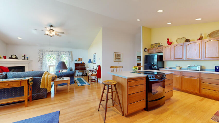 11 Knox Ridge Avenue Thomaston, ME 04861 - Photo 21 of 54 View of Kitchen & Living Room