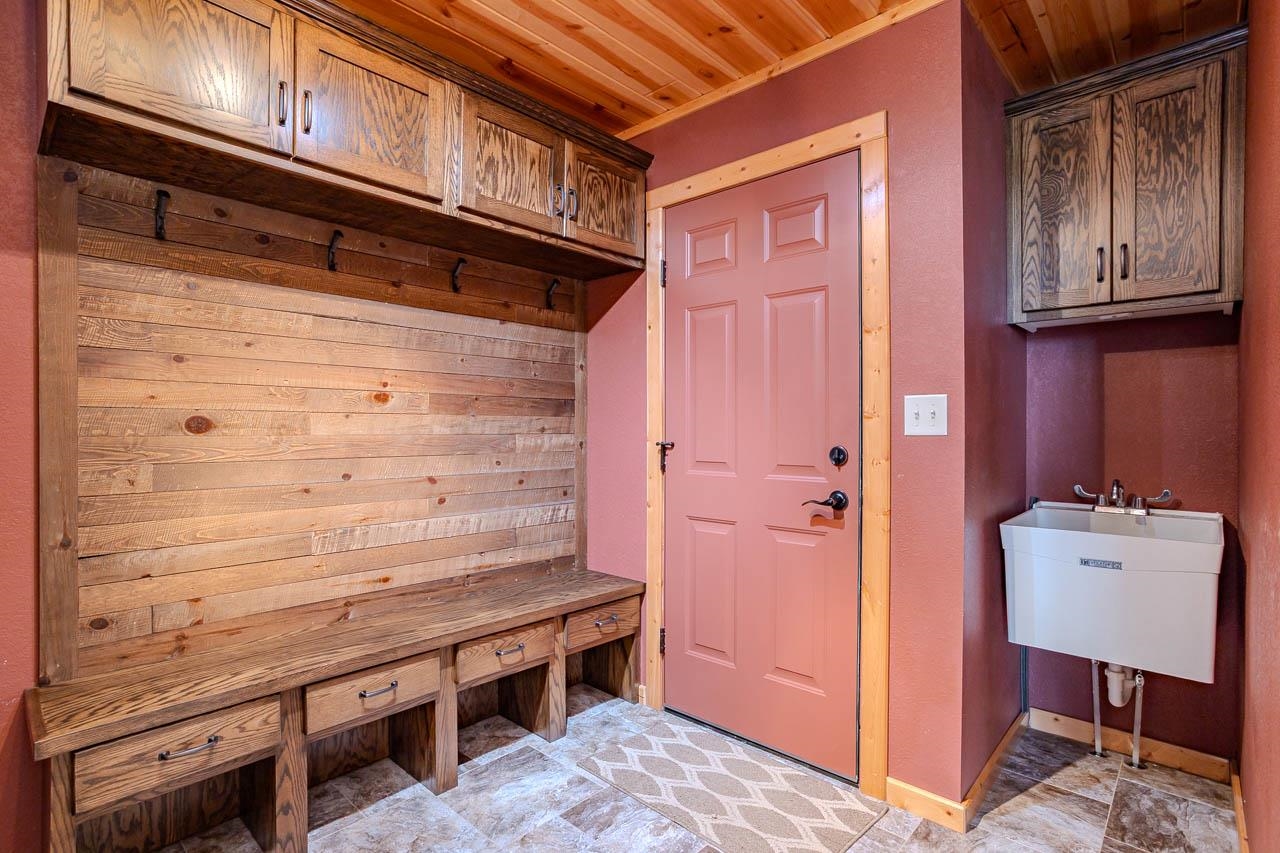 4387 Double Oaks Trail Rhinelander, WI 54501 - Photo 7 of 59